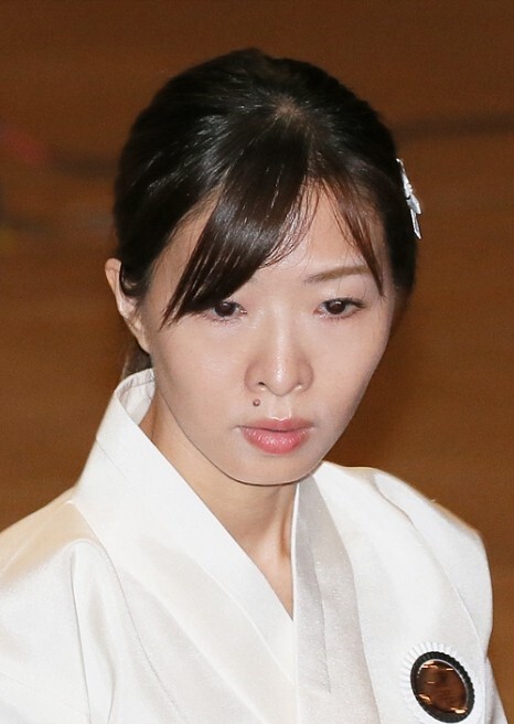 신유열 전무의 부인인 시게미츠 아야 [사진=프라그 마틱 슬롯그룹 제공]