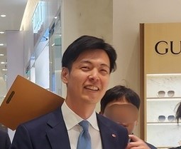 신유열프라그 마틱 슬롯지주 전무 [사진=프라그 마틱 슬롯제공]